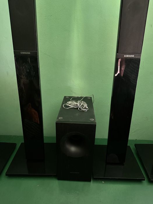 Срочно продам колонки Samsung