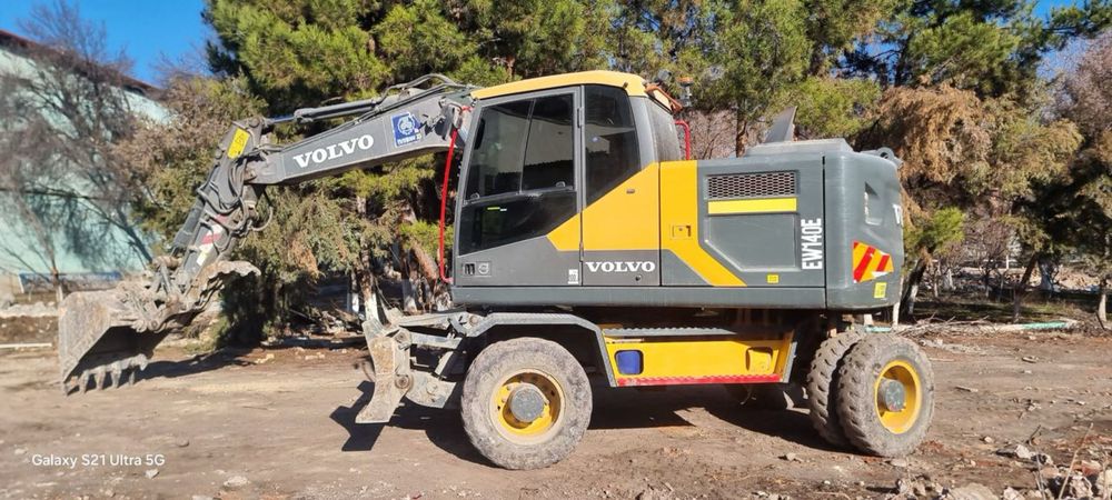 Экскаватор СОТИЛАДИ!  2017 йил