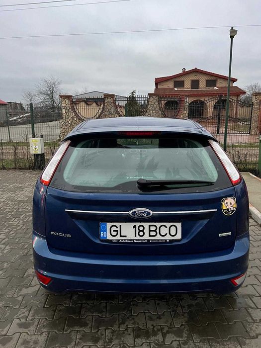 Ford Focus 1.8, Model Ghia, stare perfectă