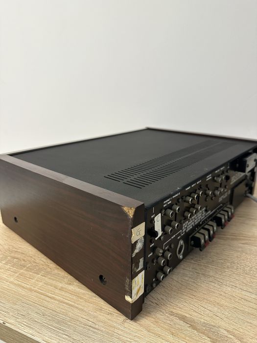 Hitachi ia-1000 amplificator/ staţie echitatie