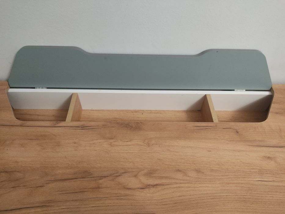 Продам комплект мебели