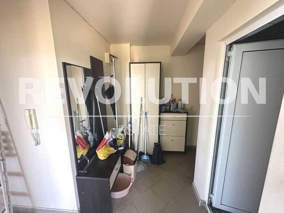 Дава се под наем Тристаен апартамент в Варна, Левски - 105 кв.м за 450 € - Снимка #3