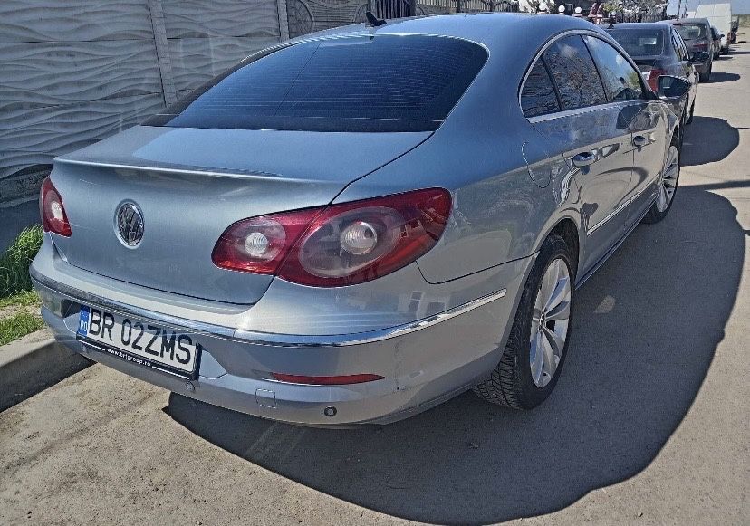 Pasat CC an 2010 gri