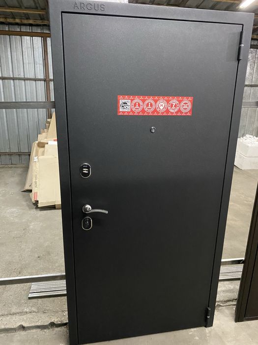 Аргус металлические входные двери