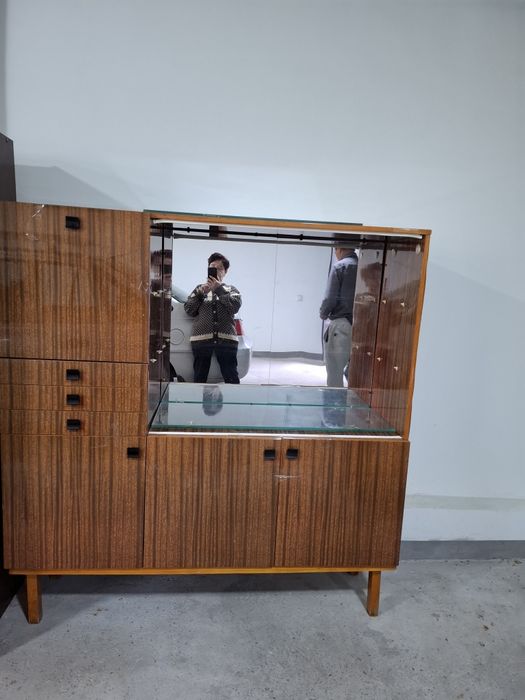 Мебель, Сервант.