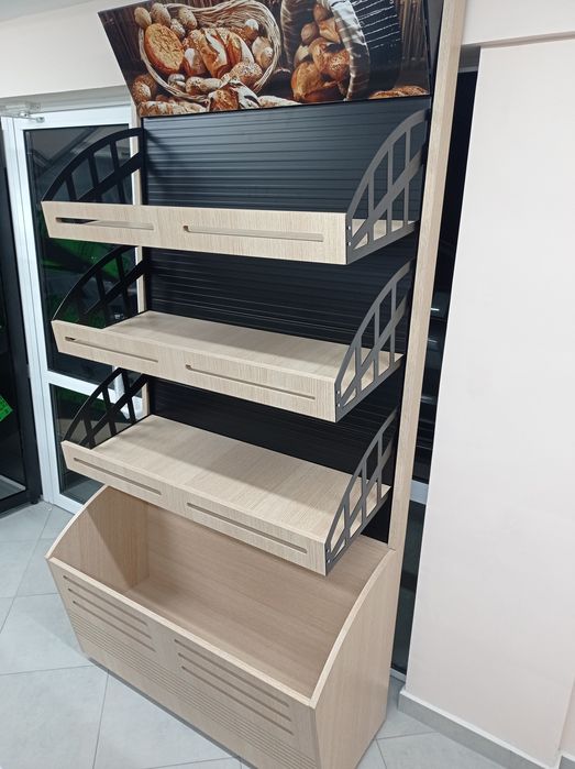 Крайстенни метални стелажи  /нови/ на склад