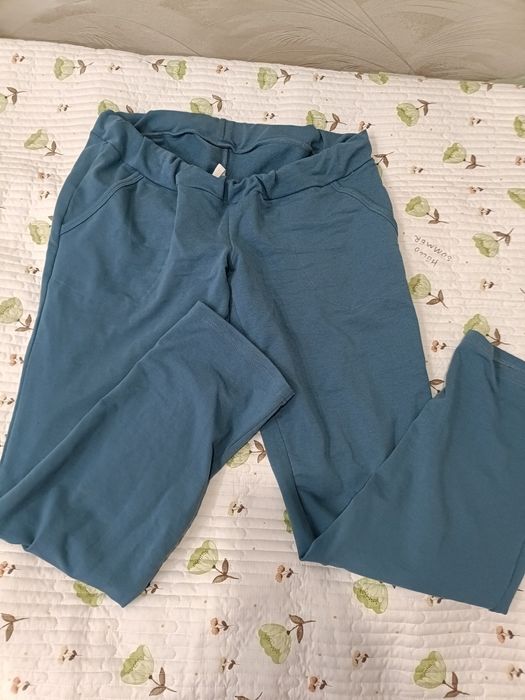 Продам спотртивный костюм для беременных