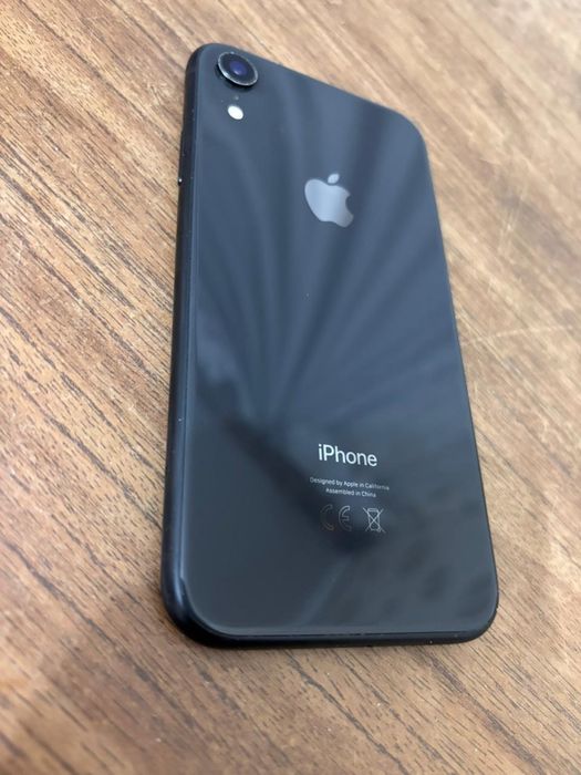 Продам айфон хр в идеале 64 гб