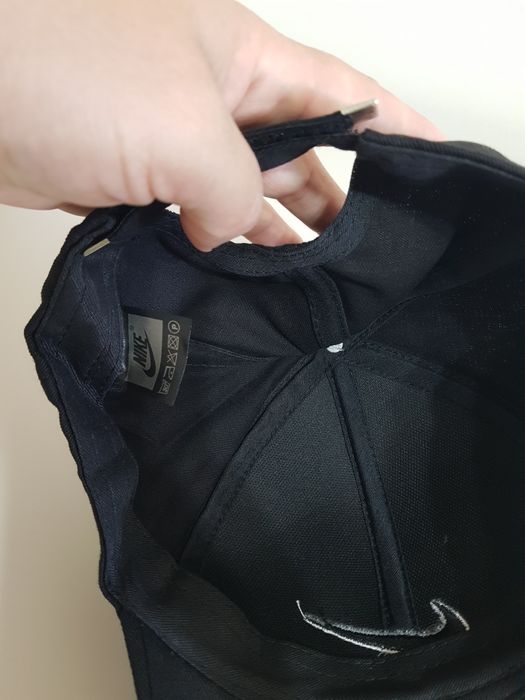 Nike basca neagra noua