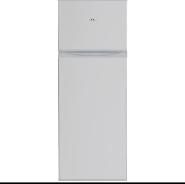 Холодильник КЛЕО сотилади 2 ой ишлаган.