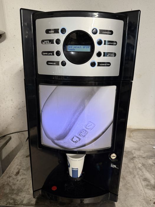 Bianchi Gaia,aparat cafea 1 macinator boabe,2 instant ciocolata si lapte,an2014