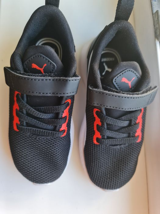 Adidasi puma copii nr 25