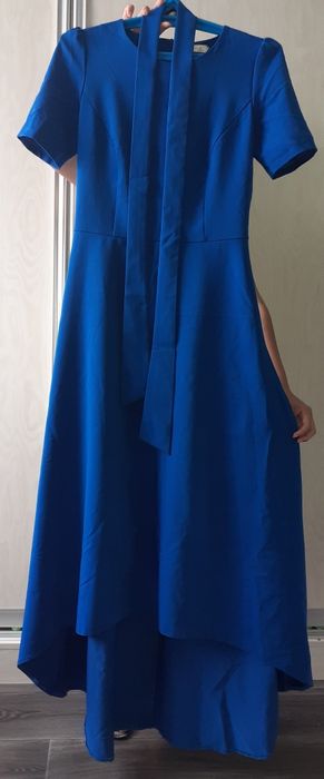 Недорого продам красивое платье