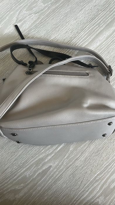 Сумка серая вместимая