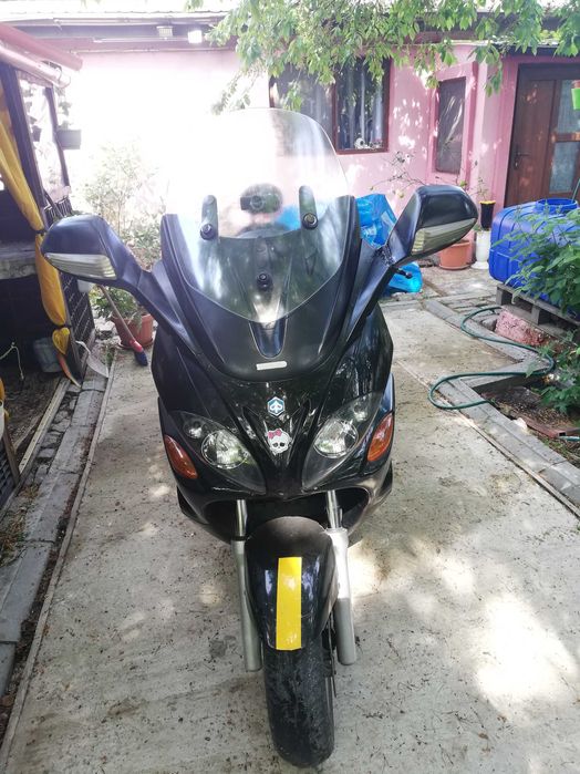 Maxi-scuter Piaggio X 9- 250 cm3,