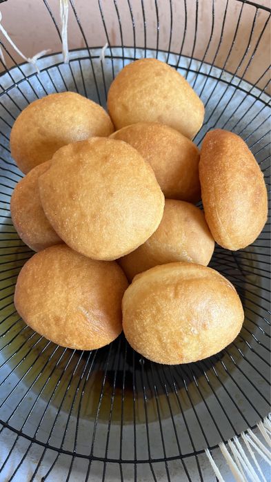 Бауырсак шелпек булочка