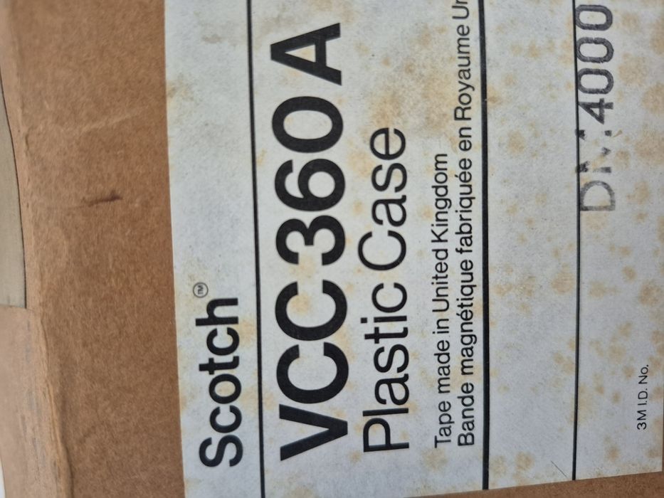 Vând 8 casete video 2000 VCC Scotch ,360 minute 2×3h,ca Noi Nefolosite