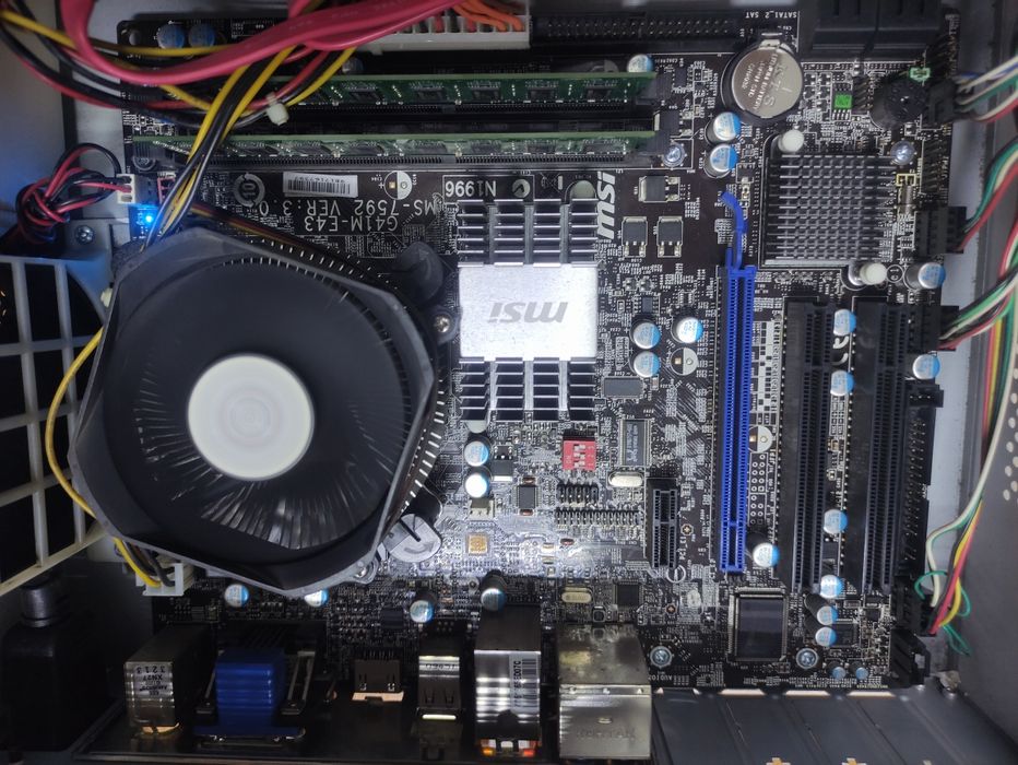 Продается компактный офисный компьютер