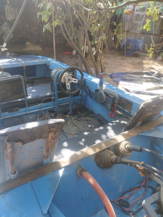 Продается Лодка с мотором