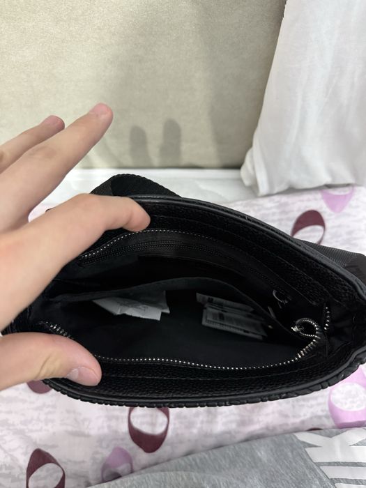 Продам барсетку.