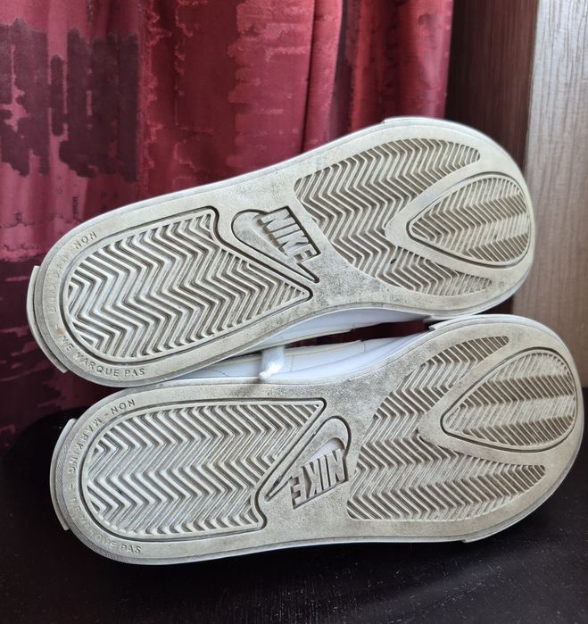 Кроссовки Nike оригинал размер 36