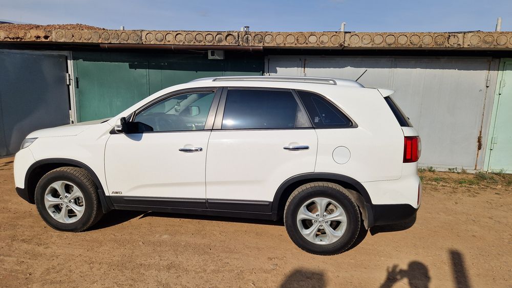 Продам машину kia sorento