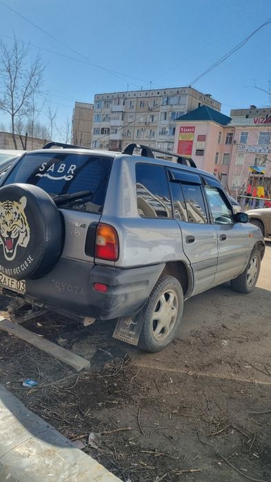 Тойота Раф4  96 год 5 дверный