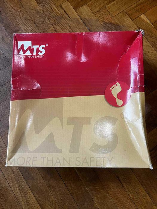 Зимни обувки за лов и риболов