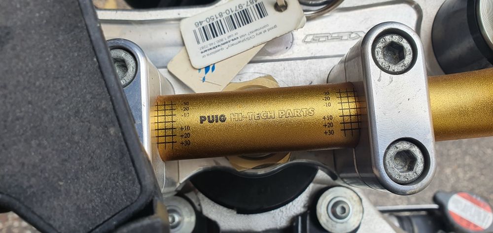 Suzuki SV 1000 Street fighter