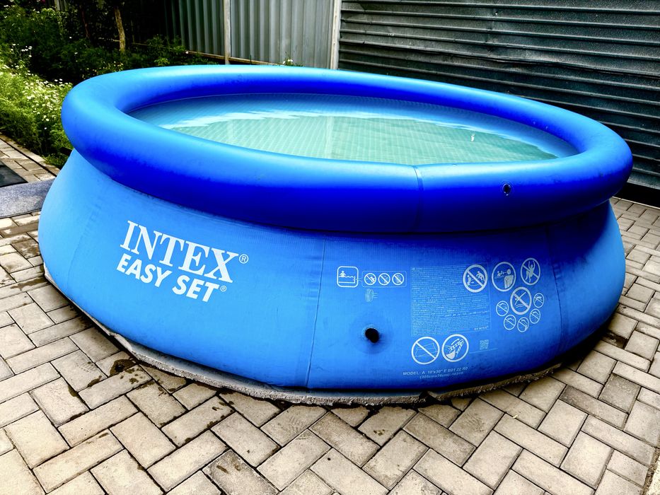 Бассейн INTEX 305 см.