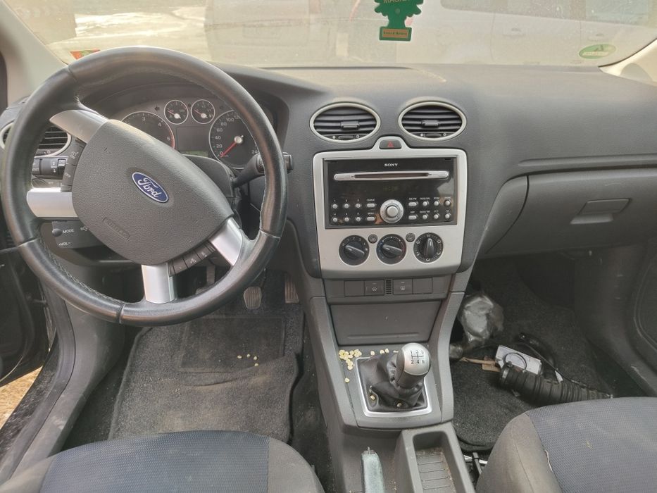 Ford fokus  на части 1.6 109 и 90 hp