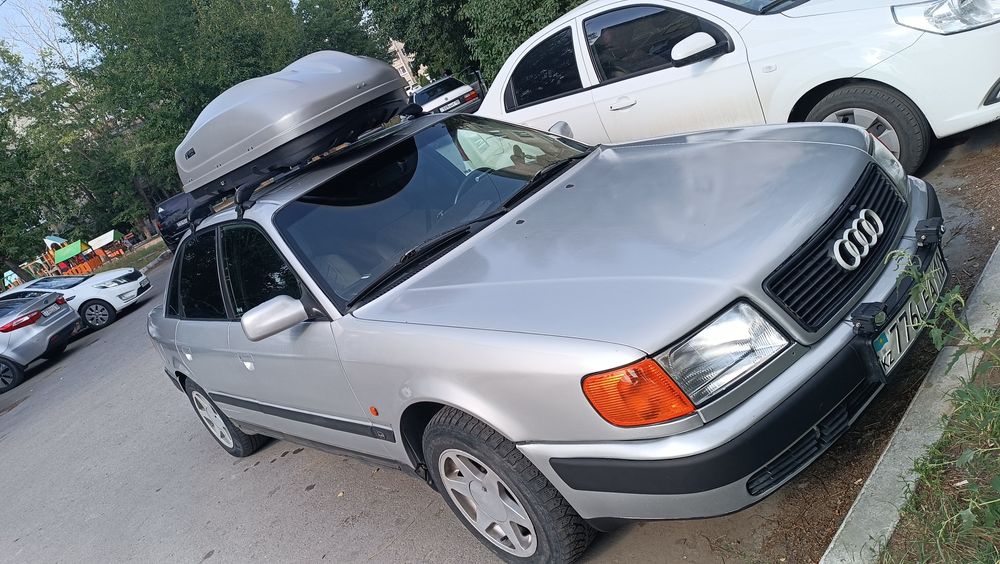 Продам Ауди 100 с4