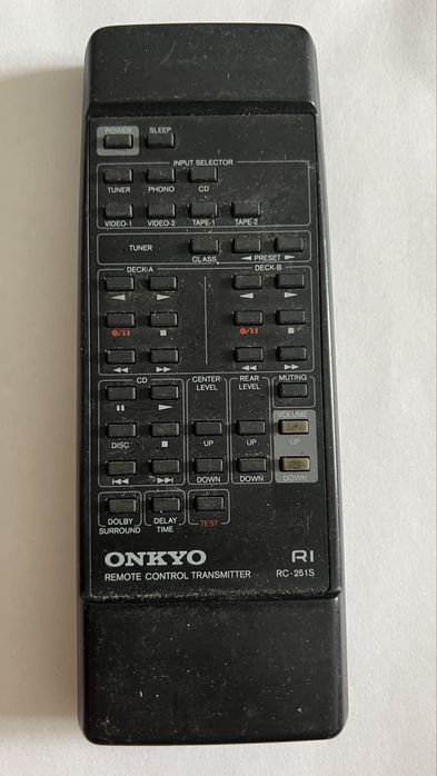 Logitech harmony 880 .Пульт управления универсальный