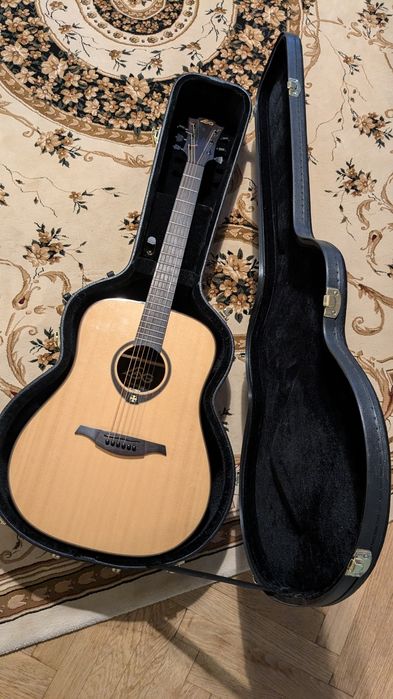 Chitară acustică LAG Tramontane T500D