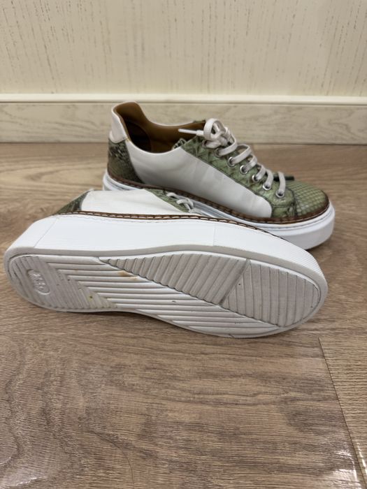 Кеды Nursace с питоновой вставкой