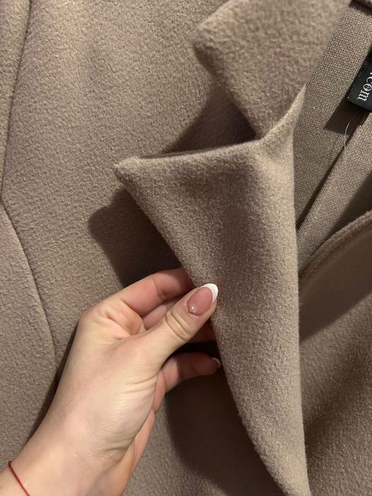 Топло палто . Цвят бежов