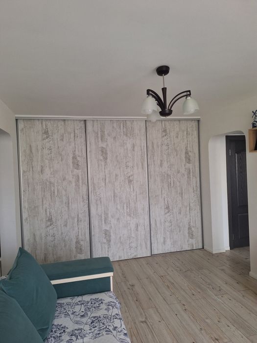 Vand apartament 2 camere Moghioros parc