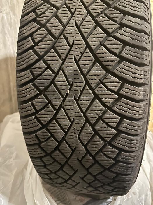 Продам шины с дисками Nokian R18