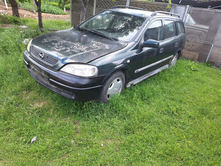 Dezmembrez opel astra g