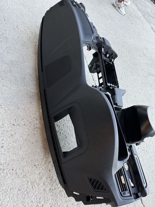 Plansa bord bmw f10 f11 hud