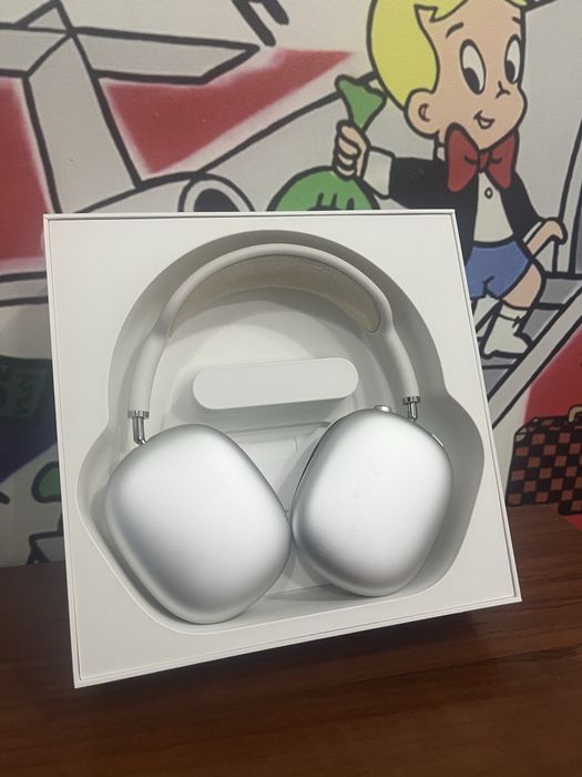 Продается Air Pods Max 1