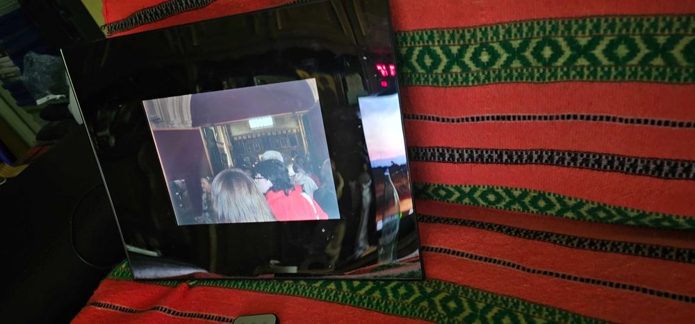 rama foto cu telecomanda