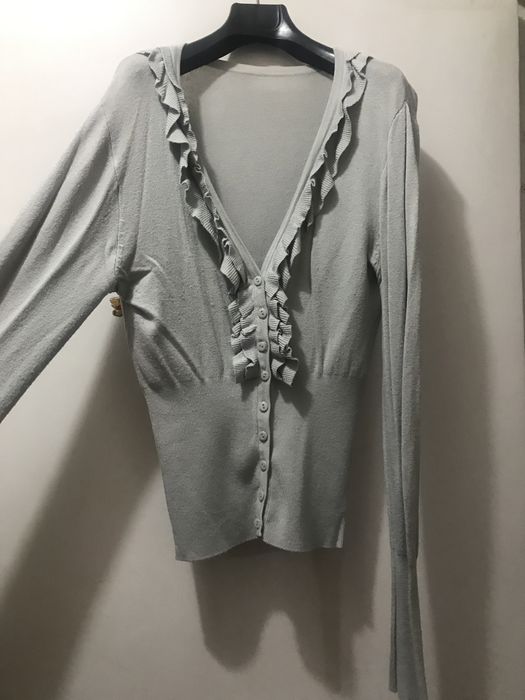 Кофточки: синяя, серая