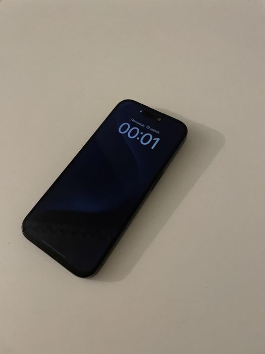 Продам IPhone 15 Pro