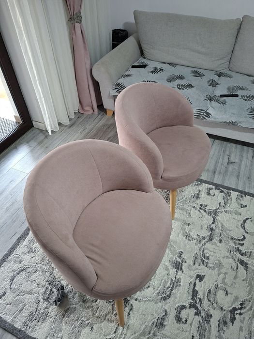 Fotolii culoare roz pal