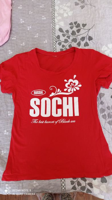 Вещи в хорошем состоянии на 10-12 лет.Цена за одну вещь