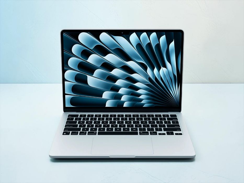 НОВ! Apple MacBook Air 13" M4 16RAM 256SSD Sky Blue Гаранция!