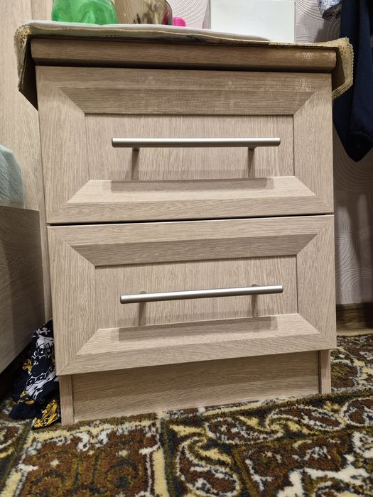 Продам  срочно спальный гарнитур