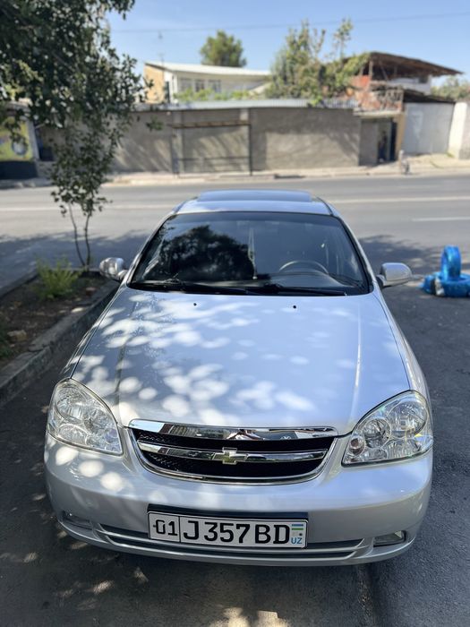 Lacetti 1.6 2013 sotilada