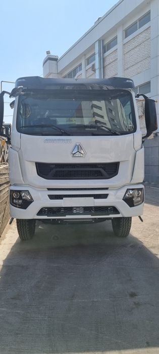 Самосвал  HOWO 15тн